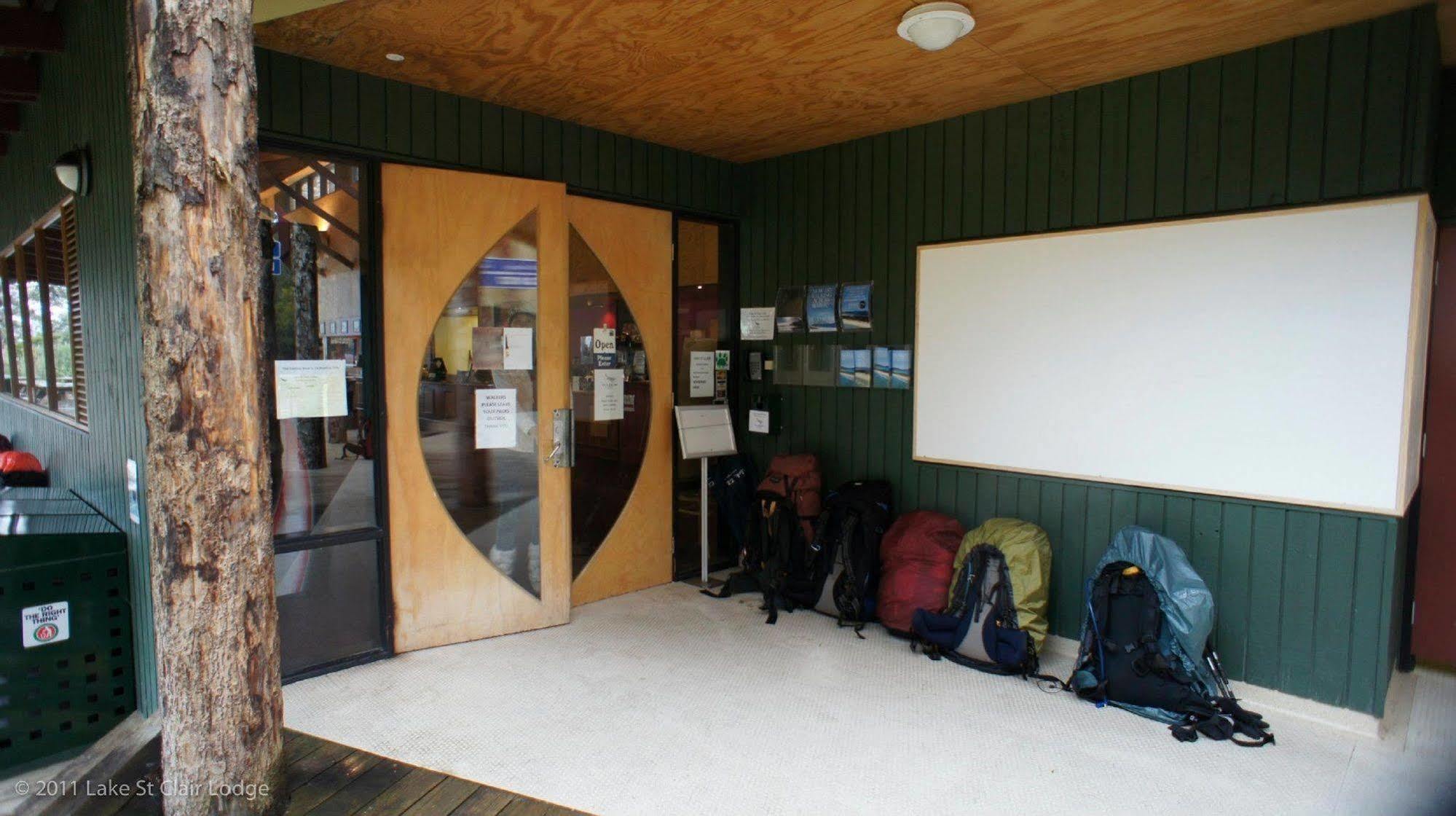 Lake St Clair Lodge Экстерьер фото