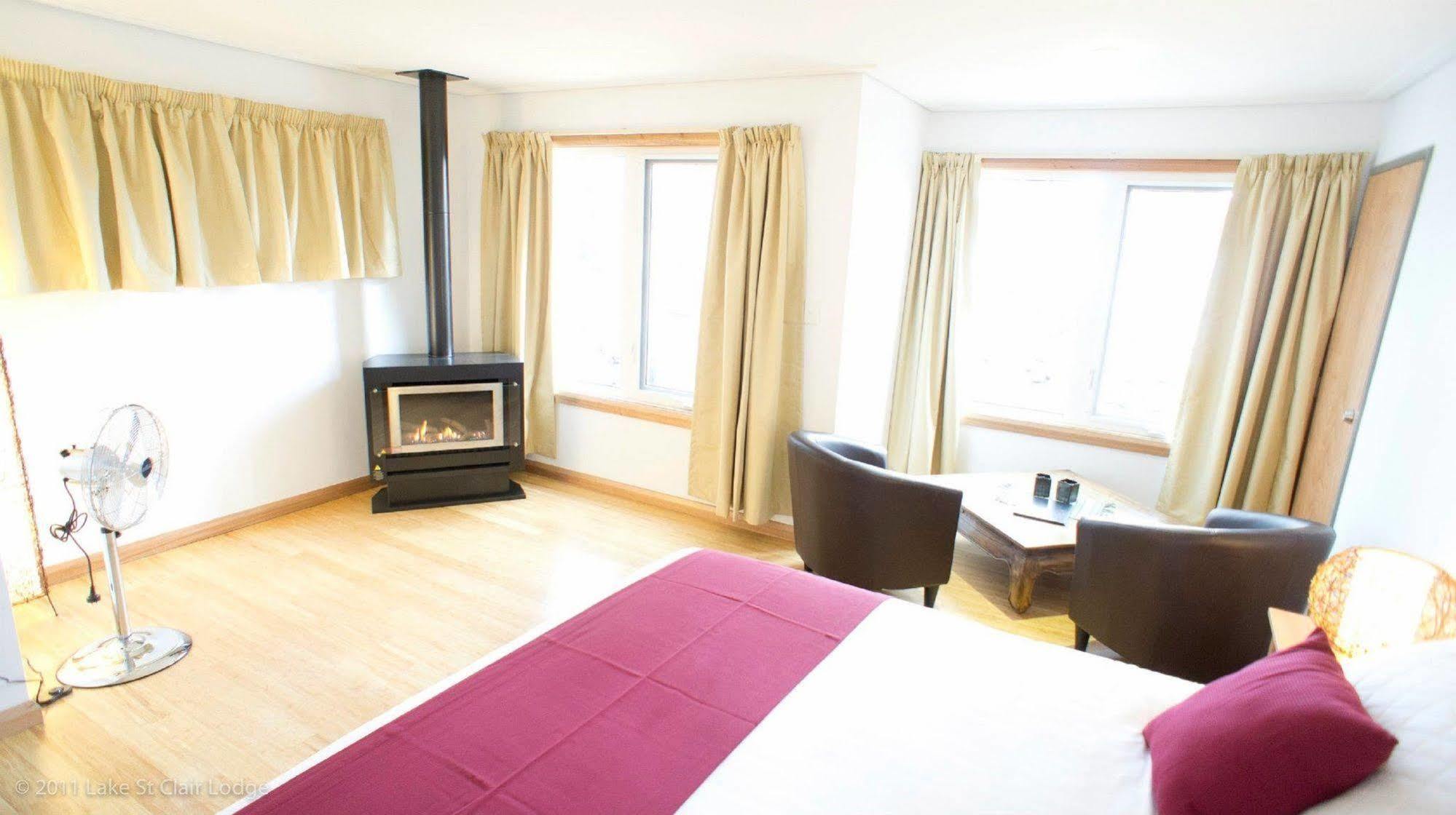 Lake St Clair Lodge Экстерьер фото