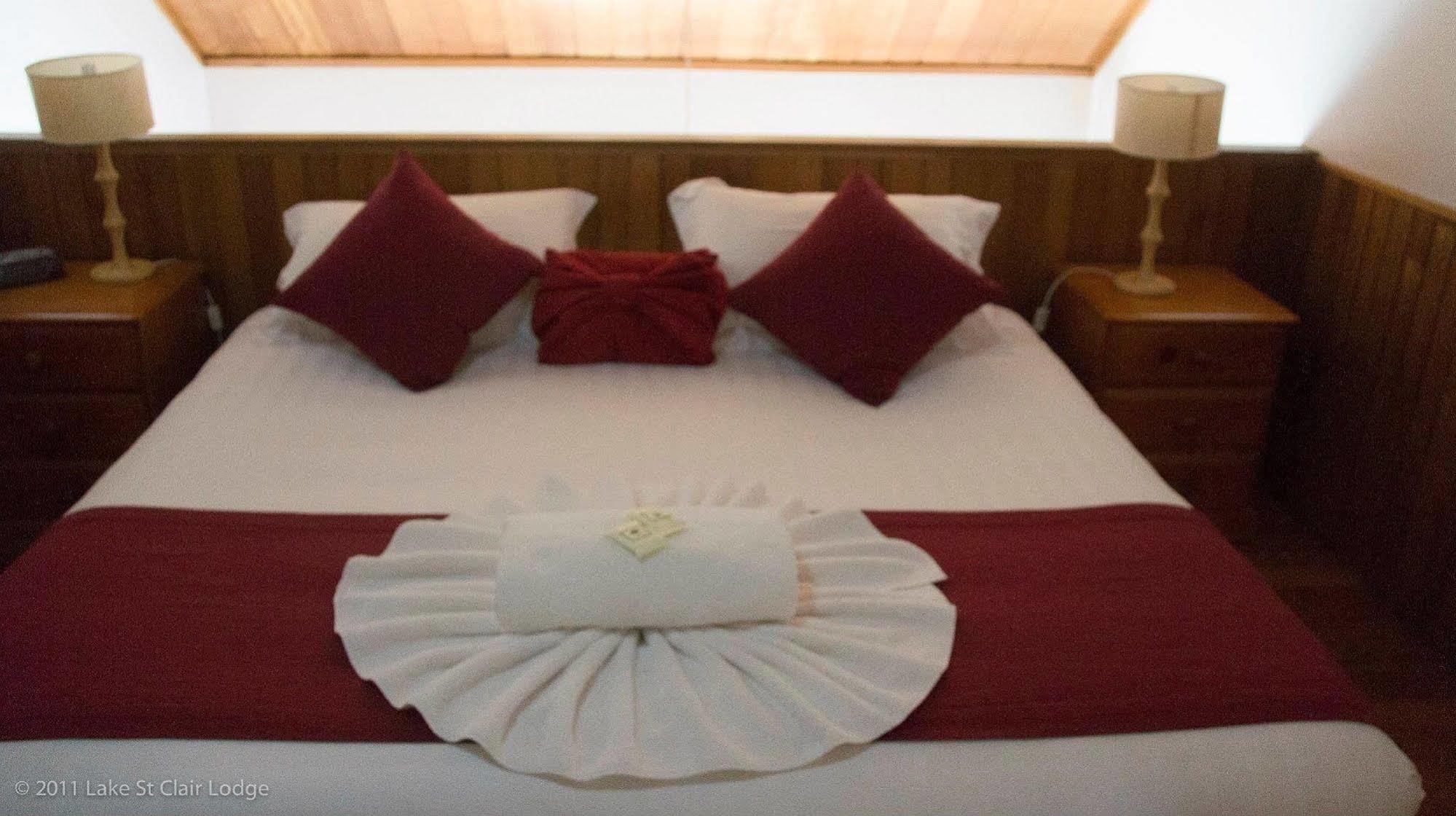 Lake St Clair Lodge Экстерьер фото